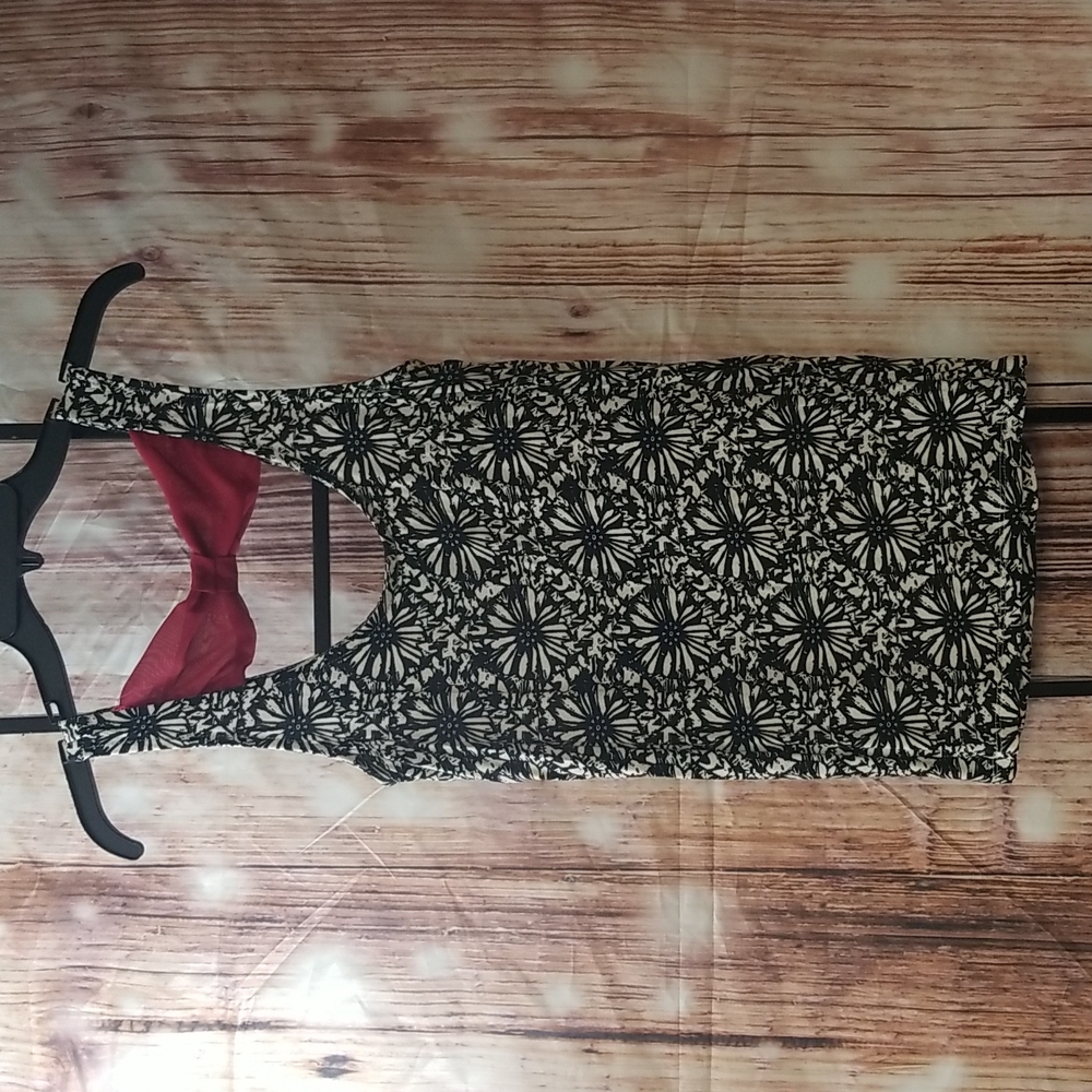 RUE21 Women's Shirt Size Medium